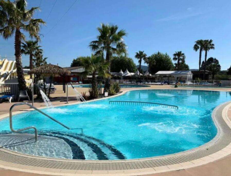 Le Moorea Mobilhome Camping Le Montourey 4 Etoiles Frejus Exterior photo